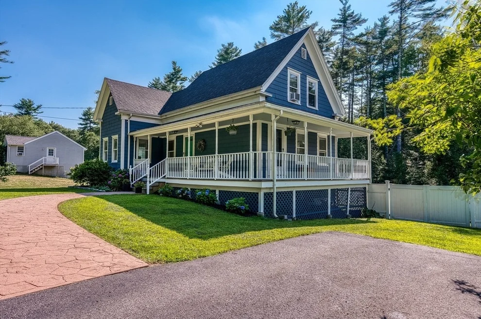 Unit for sale at 140 Elm St, Halifax, MA 02338