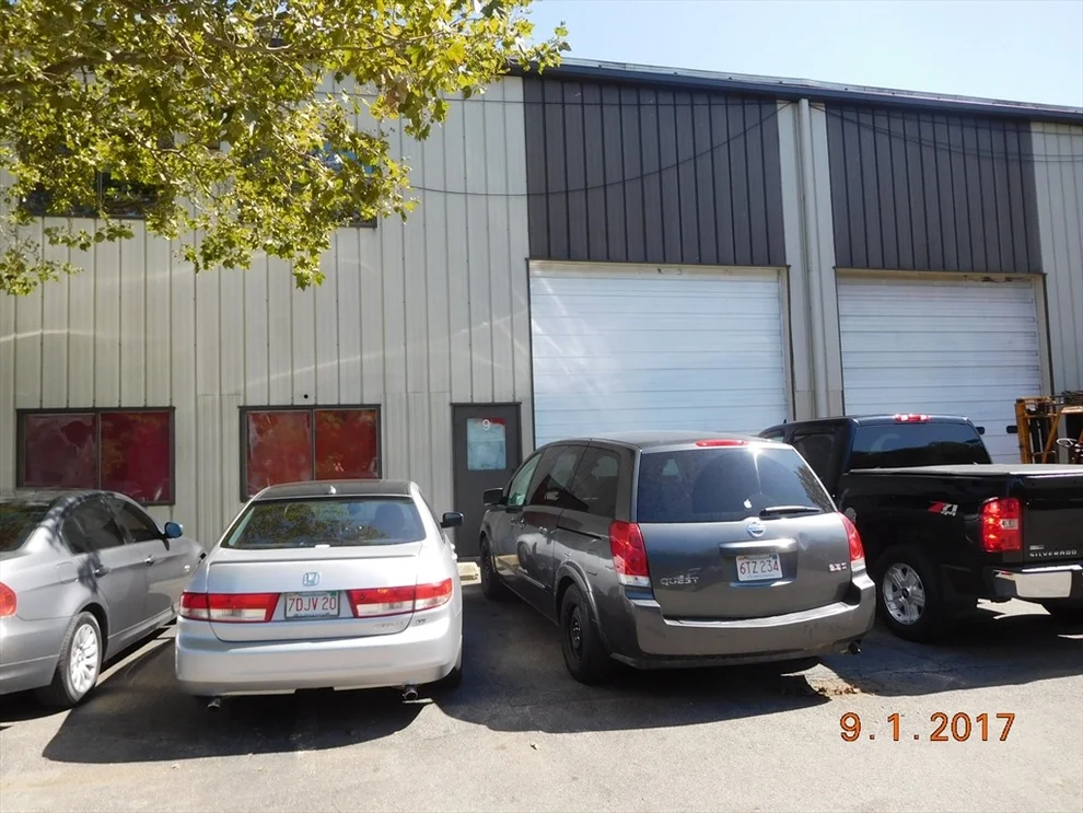 Unit for sale at 381 Old Falmouth Rd, Barnstable, MA 02648