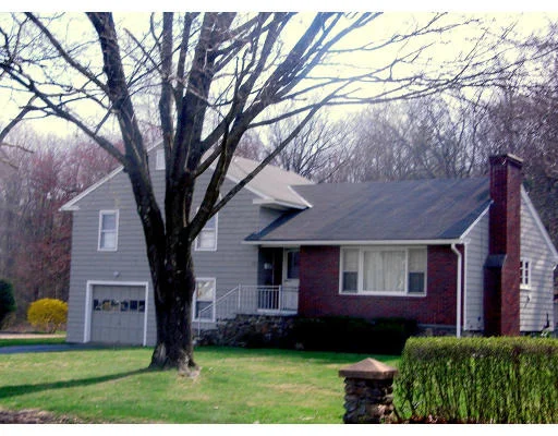 Unit for sale at 151 Morris St, Southbridge, MA 01550