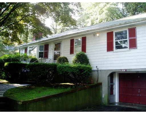 Unit for sale at 2226 Massachusetts Ave, Lexington, MA 02421