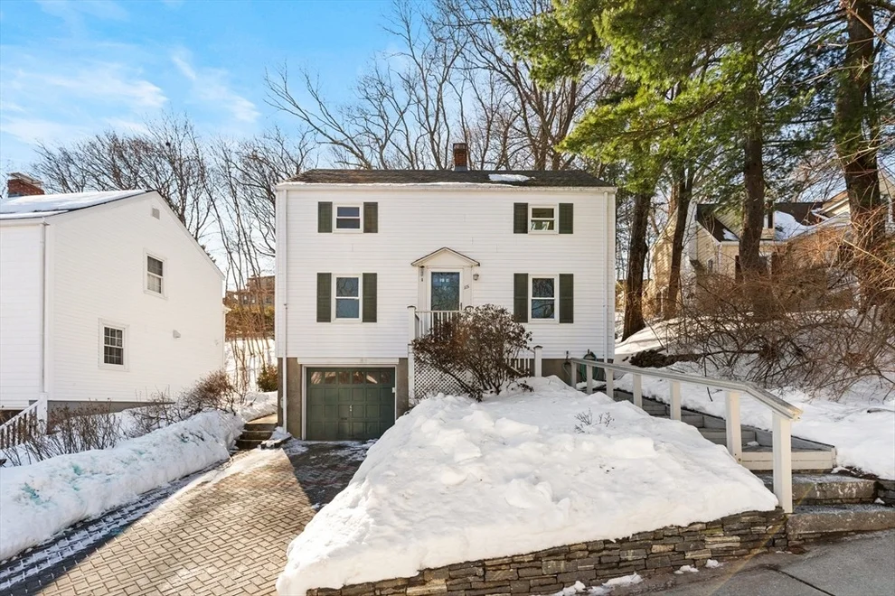 Unit for sale at 115 Gloucester St, Arlington, MA 02476