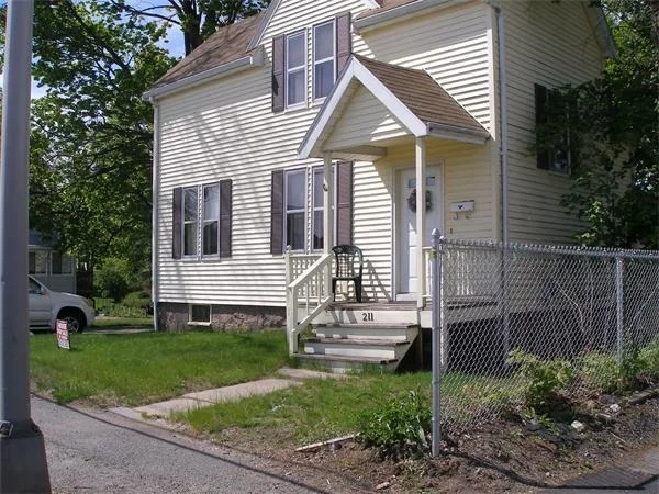 Unit for sale at 211 Ash St, Reading, MA 01867