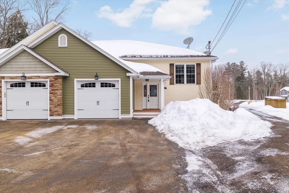 Unit for sale at 224B Worcester Rd, Westminster, MA 01473