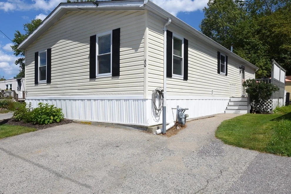 Unit for sale at 60 Fairview St, Rockland, MA 02370