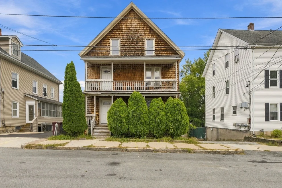 Unit for sale at 56 Summit St, Woonsocket, RI 02895
