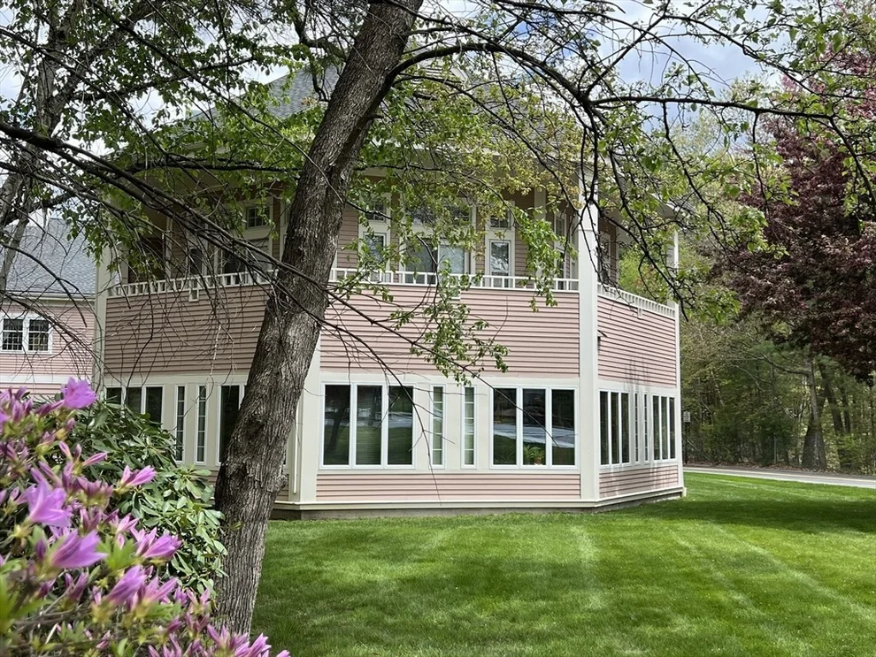 Unit for sale at 165 Middlesex Tpke, Bedford, MA 01730