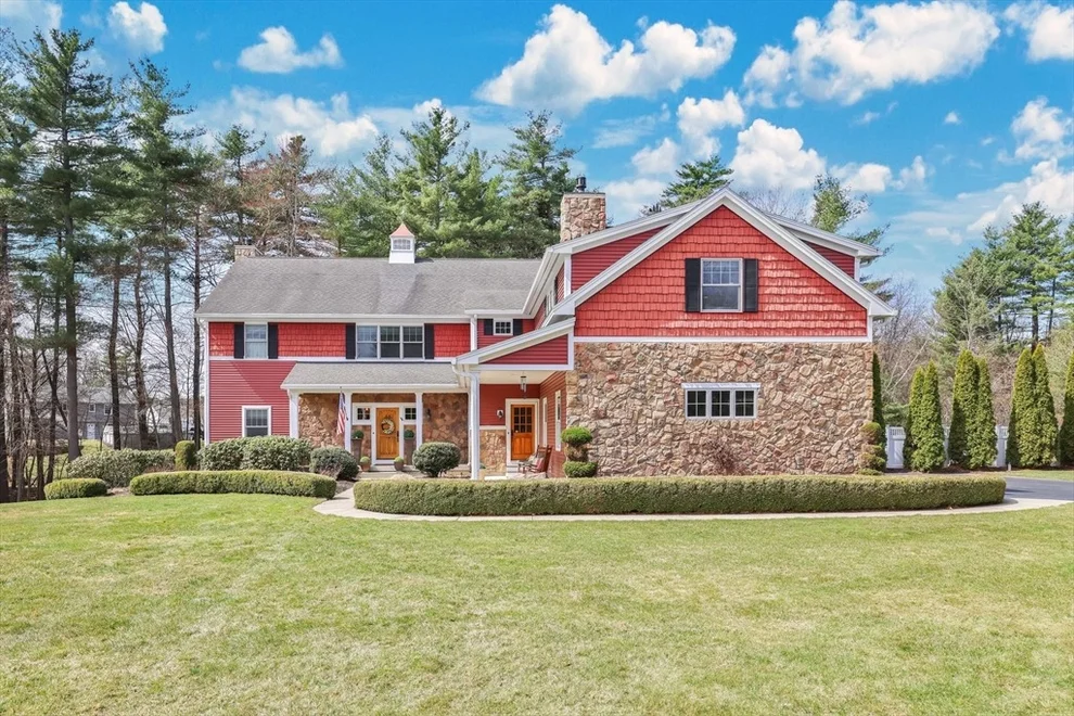 Unit for sale at 9 Deer Run, Holyoke, MA 01040