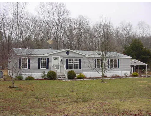 Unit for sale at 979 Oak Street, Dighton, MA 02764