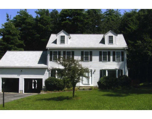 Unit for sale at 16 Old Stonehill Rd, Tyngsborough, MA 01879