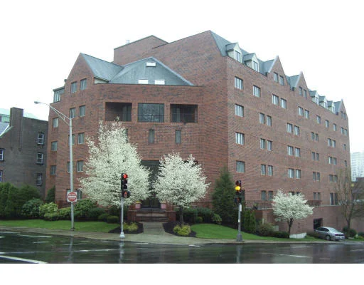 Unit for sale at 44 Elm St, Worcester, MA 01609