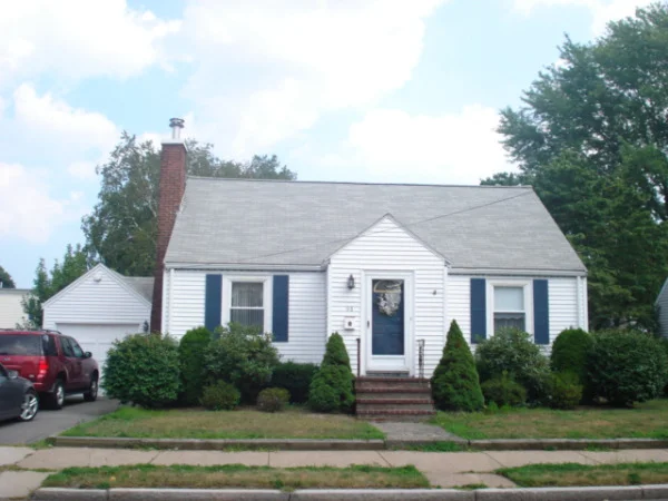 Unit for sale at 98 Holyoke, Lynn, MA 01905