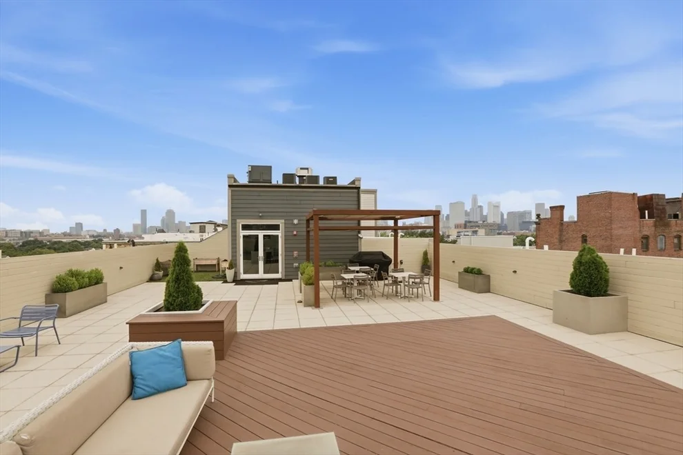 Unit for sale at 309 E St, Boston, MA 02127