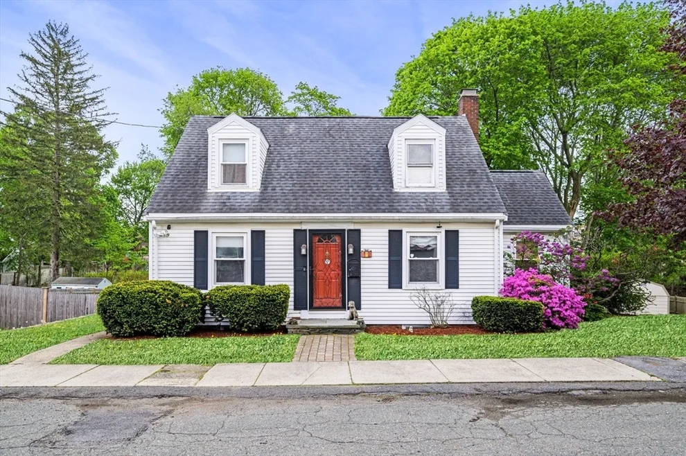 Unit for sale at 7 Beaver St, Beverly, MA 01915