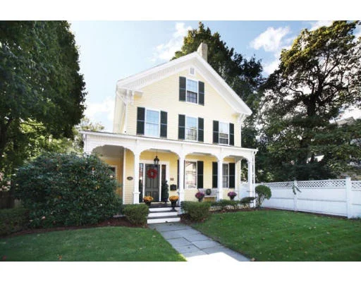 Unit for sale at 188 Church Street, Newton, MA 02458