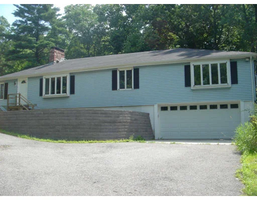 Unit for sale at 7 Beverly Hill Dr, Shrewsbury, MA 01545