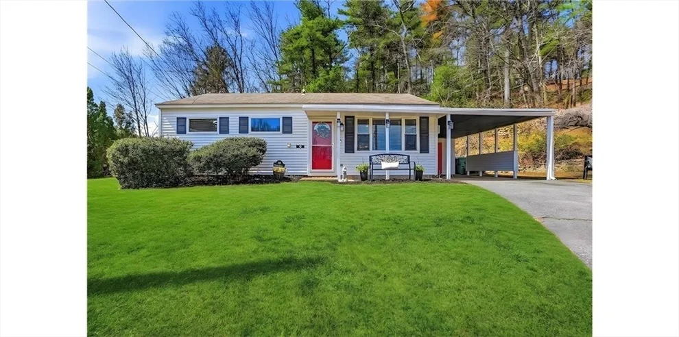 Unit for sale at 18 Delray Gdns, Northbridge, MA 01588