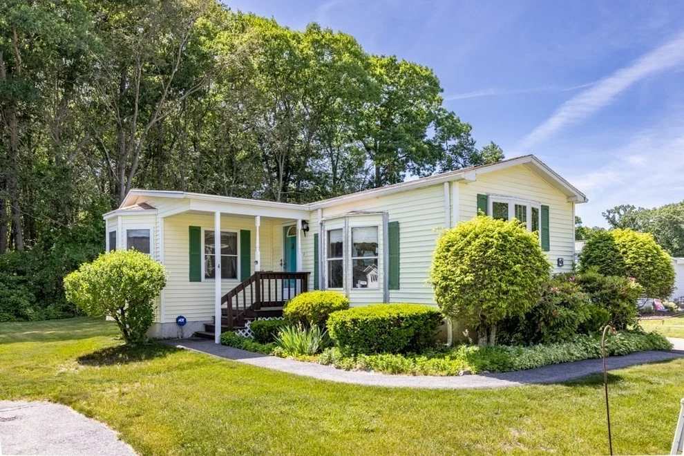 Unit for sale at 4 Birch, Rockland, MA 02370