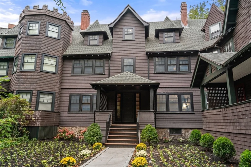 Unit for sale at 63 Griggs Rd, Brookline, MA 02446