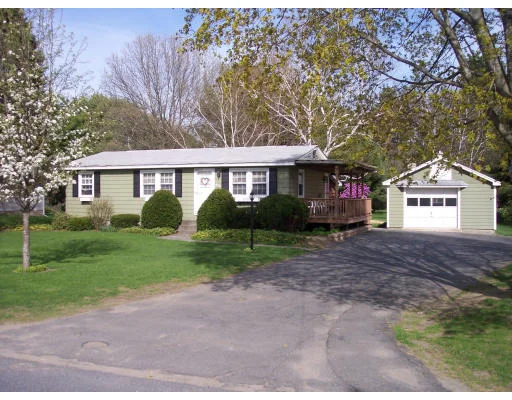 Unit for sale at 473 Country Club Rd, Greenfield, MA 01301