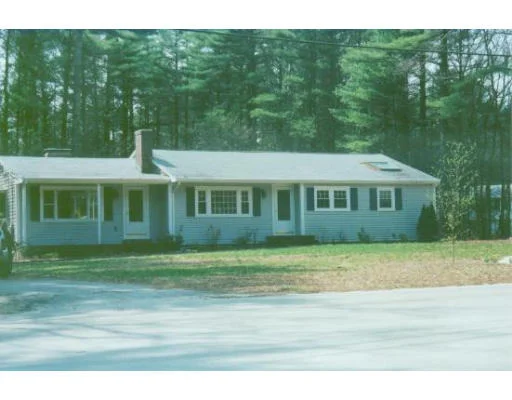 Unit for sale at 36 Autumn Ave, Duxbury, MA 02332