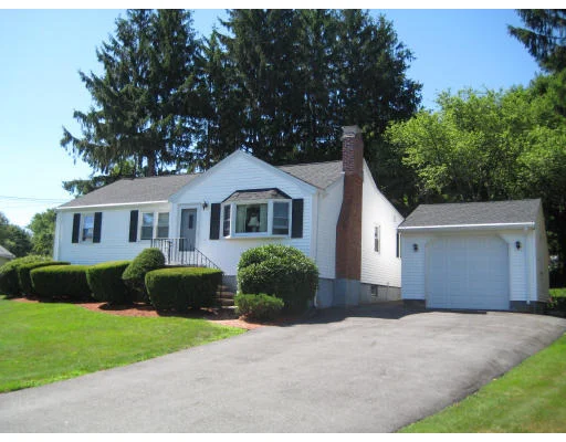 Unit for sale at 6 Duren Avenue, Woburn, MA 01801