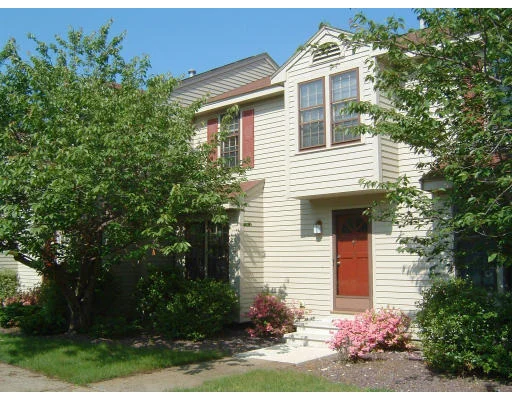 Unit for sale at 10 Apache Way, Tewksbury, MA 01876