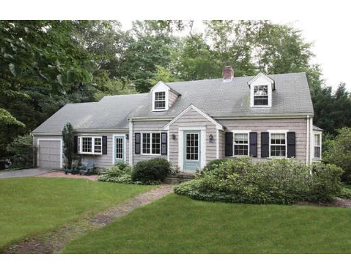 Unit for sale at 15 Indian Springs Way, Wellesley, MA 02481
