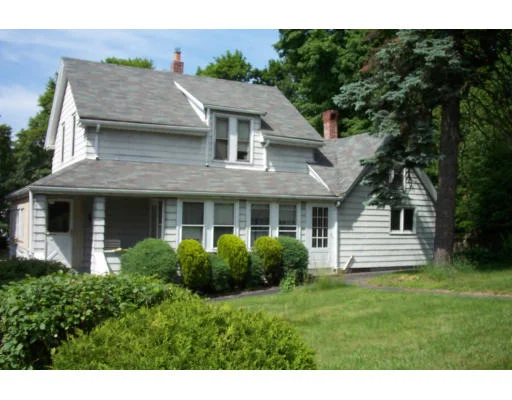 Unit for sale at 21 Cottage St, Stoneham, MA 02180