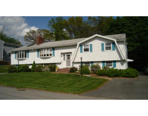 Unit for sale at 11 Fieldstone Drive, Burlington, MA 01803