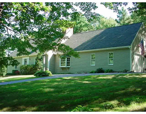 Unit for sale at 99 Glenview St, Upton, MA 01568