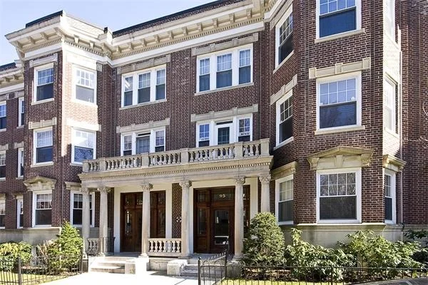 Unit for sale at 95 Mason Ter, Brookline, MA 02446