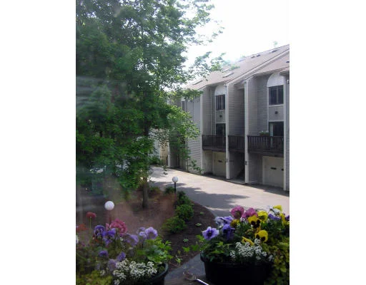 Unit for sale at 135 Broad St, Hudson, MA 01749