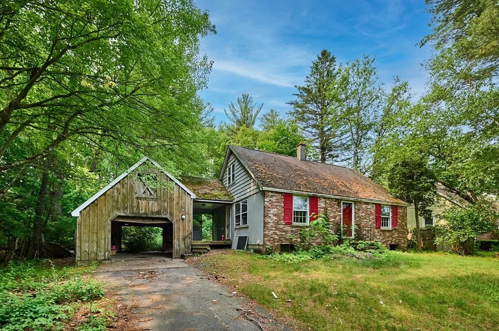 Unit for sale at 508 Granville Rd, Westfield, MA 01085