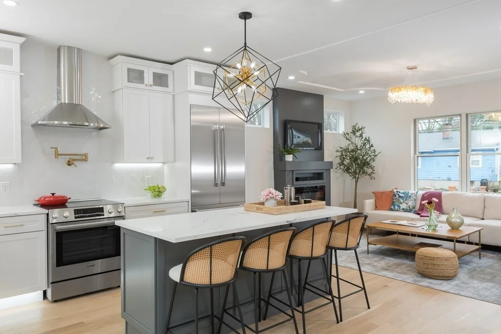 Unit for sale at 6 Gordon Rd, Arlington, MA 02474