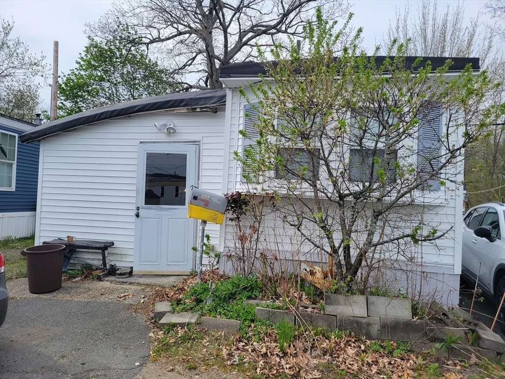 Unit for sale at 96-98 Newbury Street, Danvers, MA 01923
