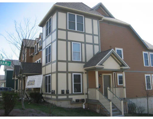 Unit for sale at 2 Quincy St, Worcester, MA 01609