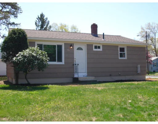 Unit for sale at 45 Peer St, Springfield, MA 01109