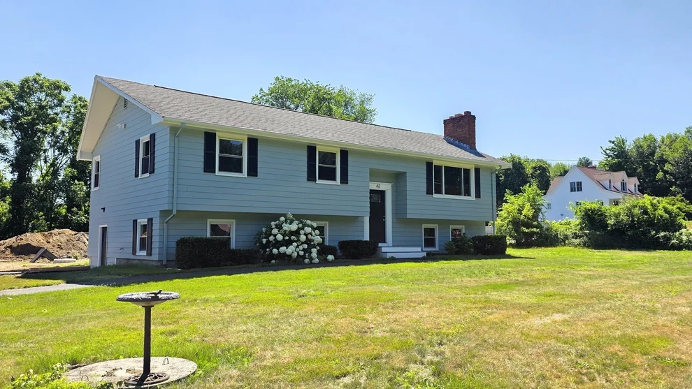 Unit for sale at 62 Millville Rd, Mendon, MA 01756