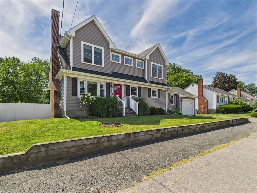Unit for sale at 45 Cherry Lane, Weymouth, MA 02190