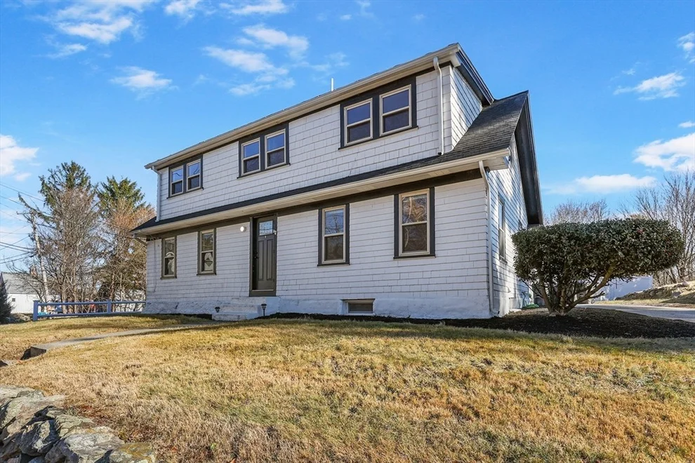 Unit for sale at 114A Millville Rd, Mendon, MA 01756