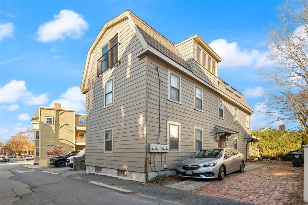 Unit for sale at 5 Herbert St, Salem, MA 01970