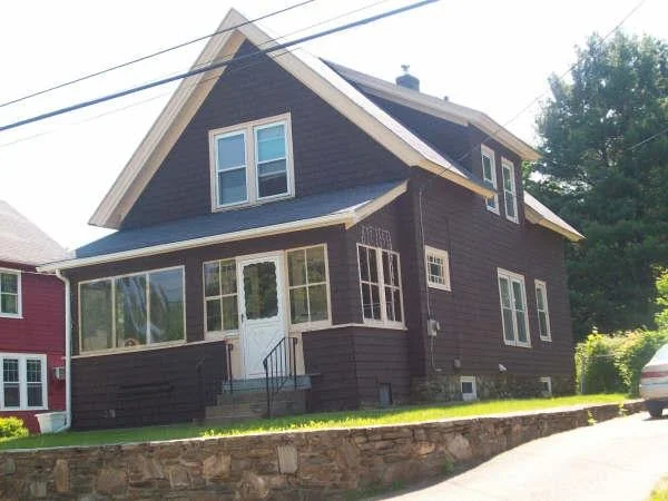 Unit for sale at 205 Beaconsfield Road, Worcester, MA 01602
