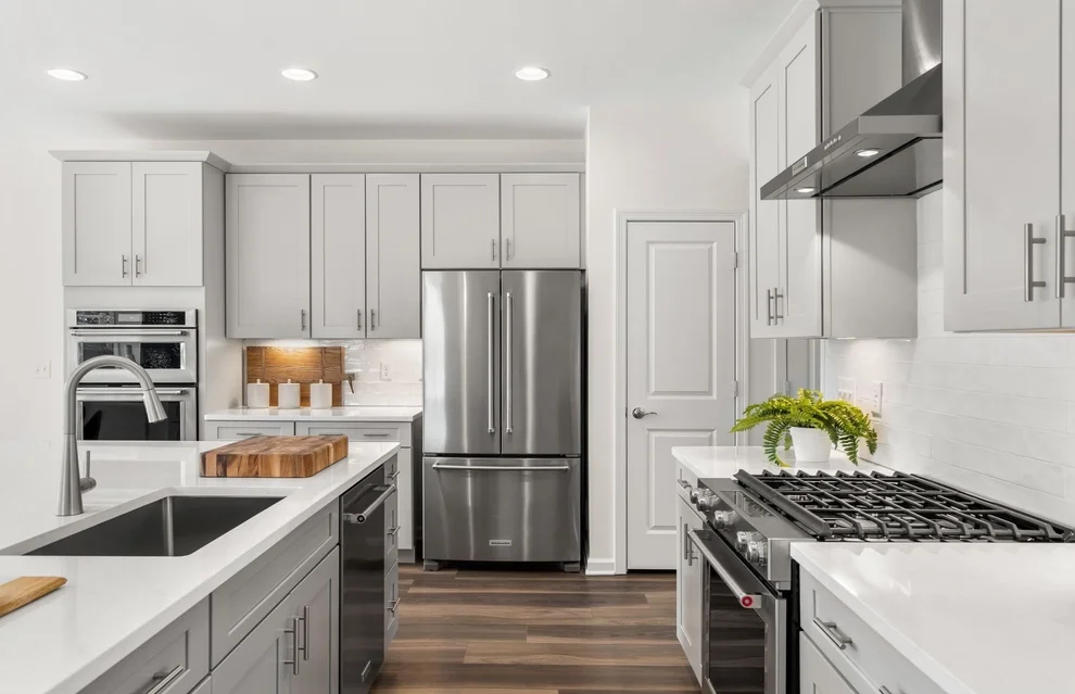 Unit for sale at 31 Emerald Run, Shrewsbury, MA 01545