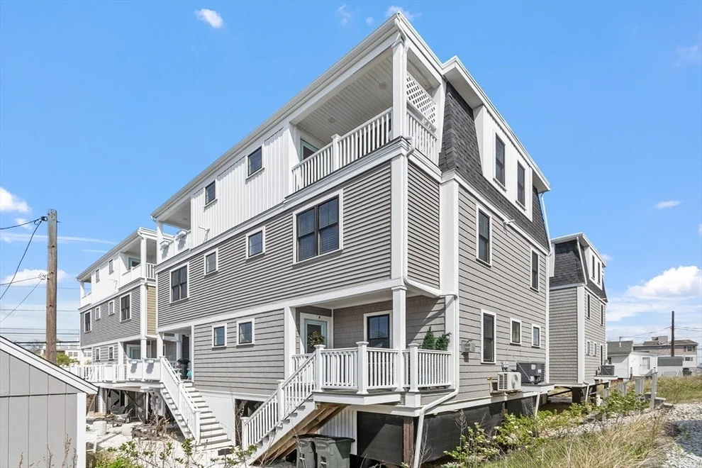 Unit for sale at 57 Railroad Ave, Salisbury, MA 01952