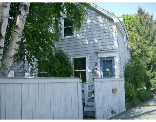 Unit for sale at 27 Becket St, Salem, MA 01970