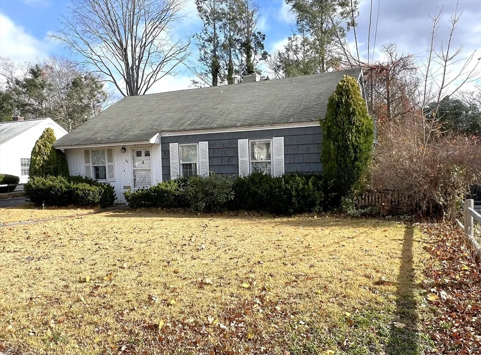 Unit for sale at 141 Spiers Road, Newton, MA 02459