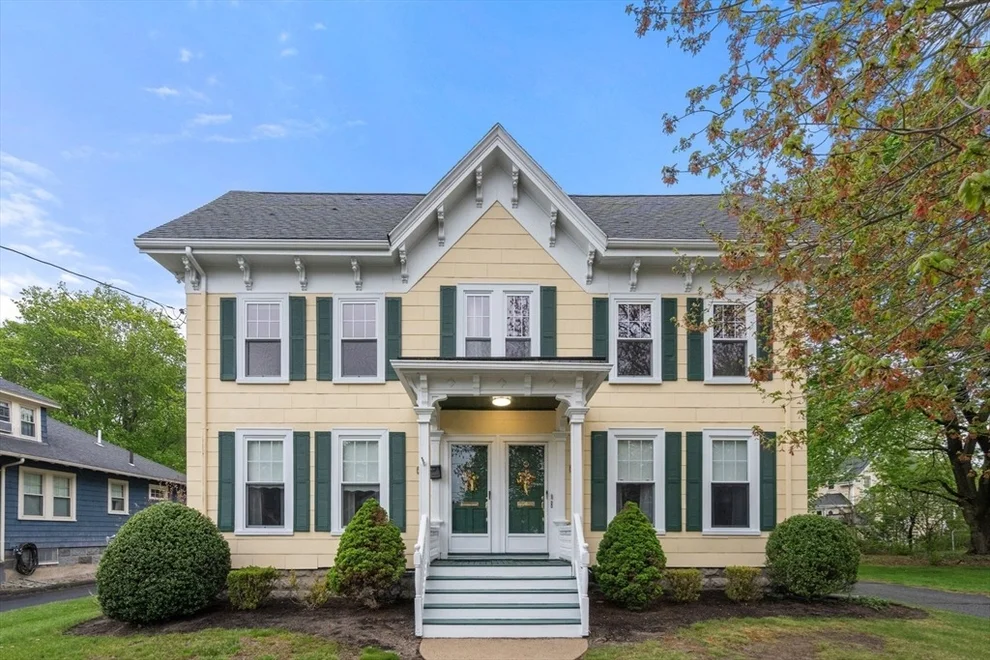 Unit for sale at 92-94 Stanton St, Rockland, MA 02370