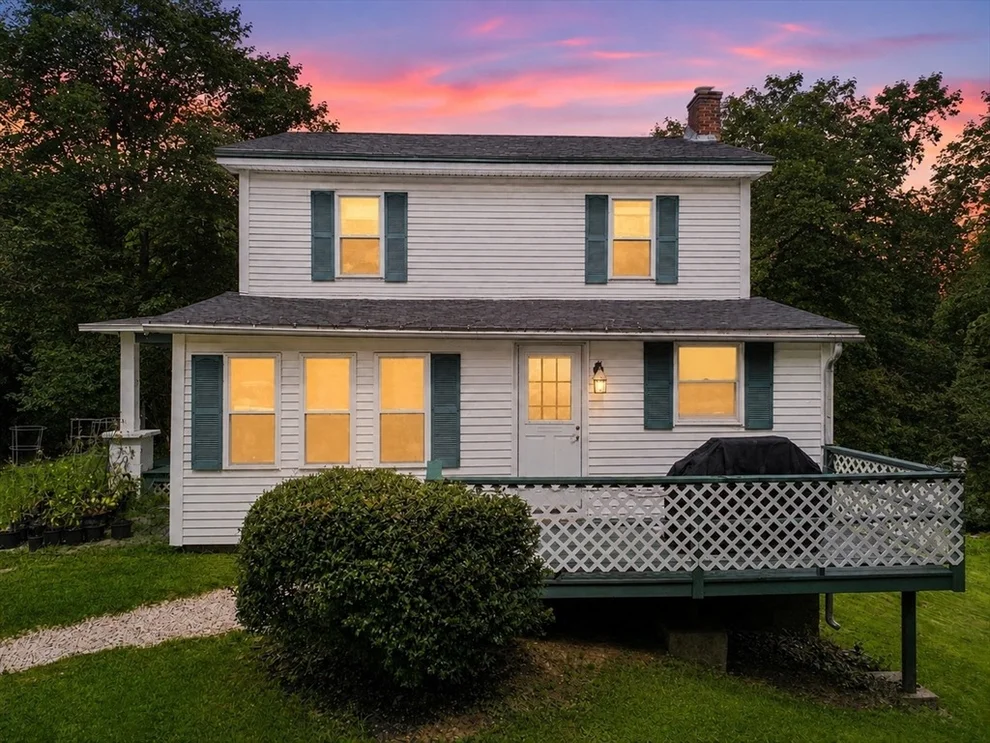 Unit for sale at 18 Fiske Hill Rd, Sturbridge, MA 01566