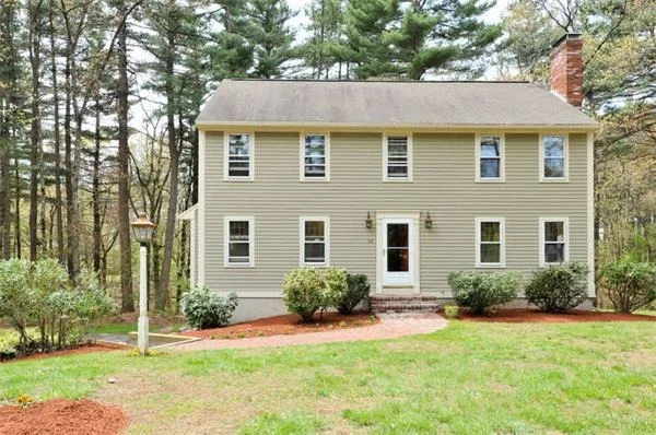 Unit for sale at 19 Knob Cone Drive, Boylston, MA 01505