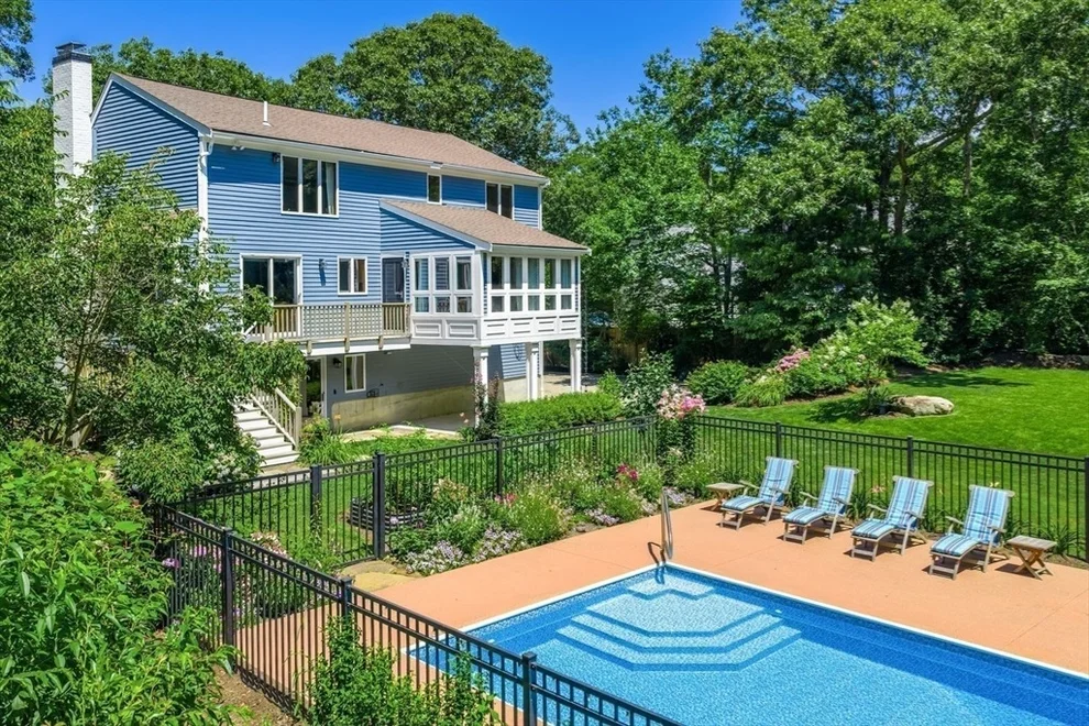 Unit for sale at 121 Streeter Hill Rd, Falmouth, MA 02556